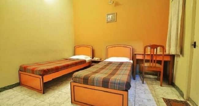 Yes Rooms Hal 1st Stage Indiranagar, Bangalore 3
